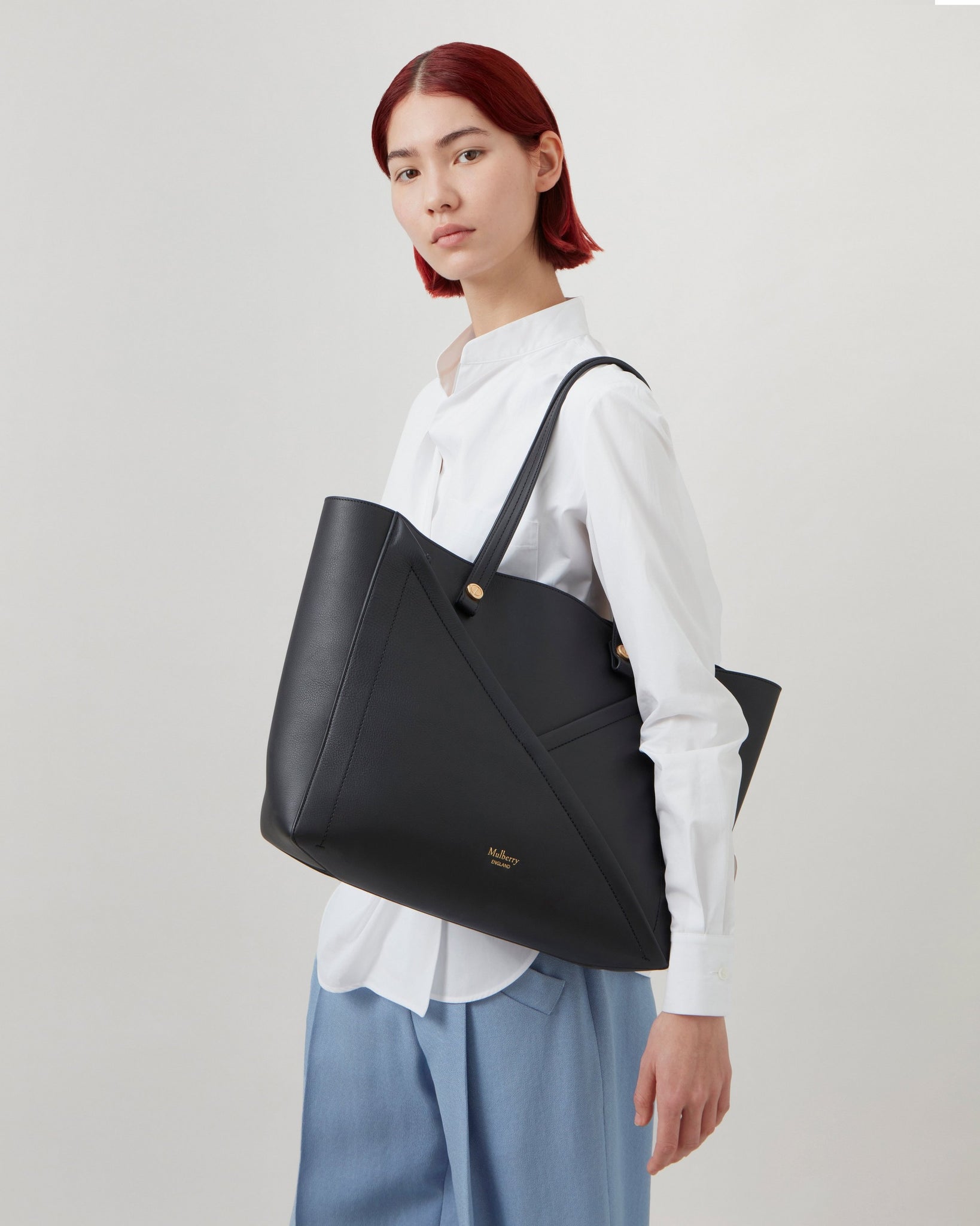 M Zipped Tote