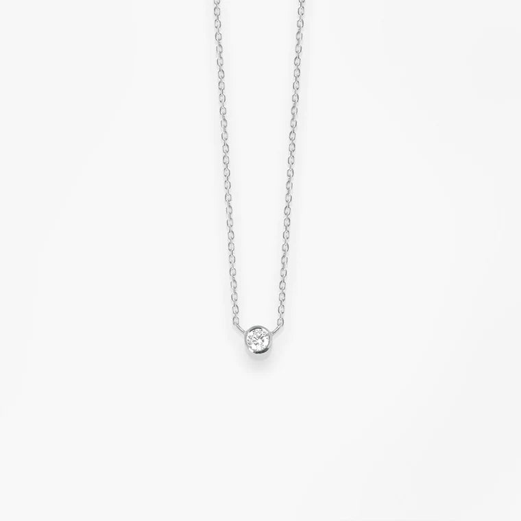 One Necklace One Diamond